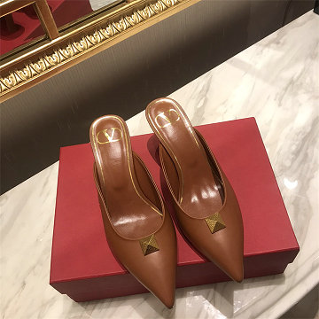 商品細詳を見る:ヴァレンティノ Valentino 26-VTJ25019DZ  2025年新作 ローヒール パンプス スリングバック サマーサンダル レディース