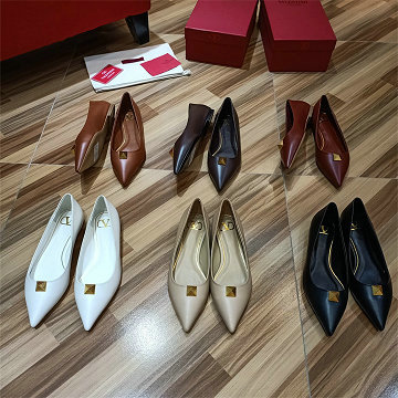 商品名称：ヴァレンティノ Valentino 26-VTJ25020P 2025年新作 フラットパンプス ローファーシューズ レディース サンダル 靴