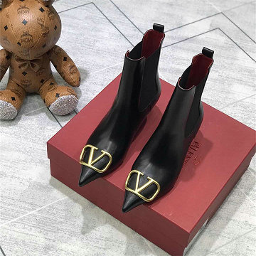 商品細詳を見る:ヴァレンティノ Valentino v 2025年新作 アンクルブーツ ローヒール ショートブーツ ピンヒール レディースシューズ