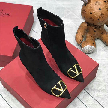 商品細詳を見る:ヴァレンティノ Valentino 26-VTJ25028R  2025年新作 アンクルブーツ ローヒール ショートブーツ ピンヒール レディースシューズ