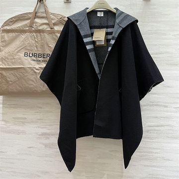 商品細詳を見る:バーバリー BURBERRY XG-WTBR25008 2025年新作 チェック柄 フード付き ケーブ リバーシブルコート レディース コットン