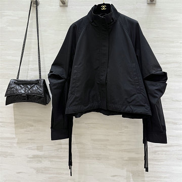 商品名称：ロエベ LOEWE XG-WTLE25006 2025年新作 ロングスリーブ ボンバージャケット アウトドアジャケット アウターコート