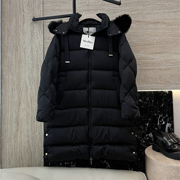 商品名称：マックスマーラ MaxMara XG-WTMAX25012  2025年新作 パファーコート ロングスリーブ ダウンジャケット トップスコート レディース