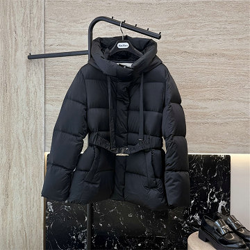 商品名称：マックスマーラ MaxMara XG-WTMAX25015 2025年新作 パファーコート ロングスリーブ ダウンジャケット トップスコート レディース