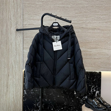 商品名称：マックスマーラ MaxMara XG-WTMAX25019 2025年新作 パファーコート ロングスリーブ ダウンジャケット トップスコート レディース