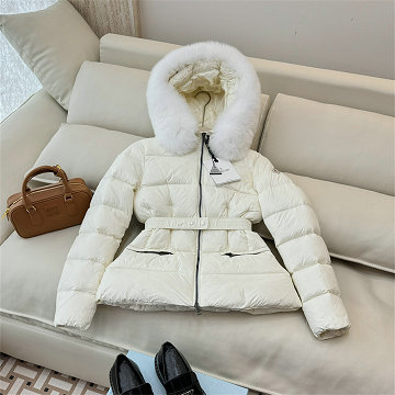 商品名称：モンクレール MONCLER XG-WTMC25027  2025年新作 ロングスリーブ フーディーダウン ジップジャケット アウターコート レディース