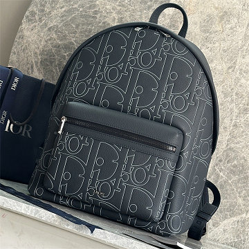 商品細詳を見る:クリスチャンディオール CHRISTIAN DIOR GH-CD93328PSL 2025年新作 バックパック リュックサック ユニセックス 大容量 レザー