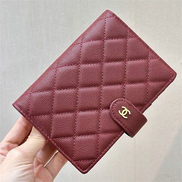 商品細詳を見る:シャネル CHANEL GH-CH96066QJJH  2025年新作 2つ折り短財布 ショートウォレット カード入れ 小銭入れ キャビアスキン
