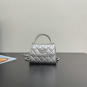 商品細詳を見る:シャネル CHANEL GH-CH99188YS  2025年新作 2つ折り短財布 ミニケリー チェーンポーチ ショルダーバッグ 短財布 ラムスキン