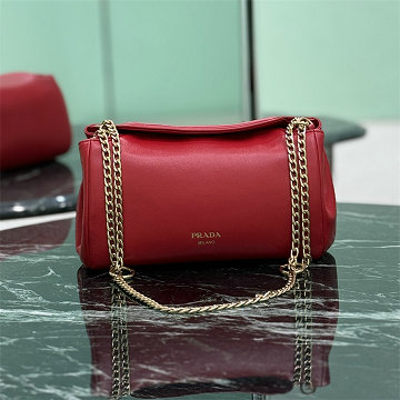 商品名称：プラダ PRADA GH-PD1BD395JH 2025年新作 テュミルト スモールバッグ チェーンポーチ ショルダーバッグ ナッパレザー