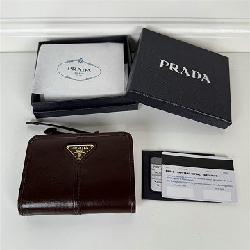 商品名称：プラダ PRADA GH-PD1ML018PJKF  2025年新作 2つ折り短財布 ショートウォレット カード入れ 小銭入れ ソフトルックスレザー