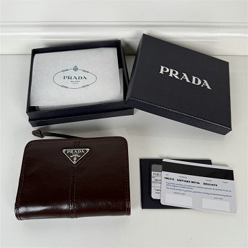 商品名称：プラダ PRADA GH-PD1ML018PYKF 2025年新作 2つ折り短財布 ショートウォレット カード入れ 小銭入れ ソフトルックスレザー