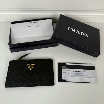商品細詳を見る:プラダ PRADA GH-PD2MC086LBK2025年新作 カードホルダー ジップウォレット ショートウォレット カード入れ 小銭入れ レザー