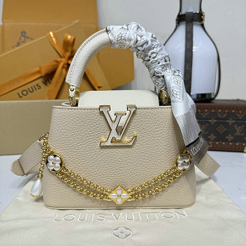 商品細詳を見る:ルイヴィトン LOUISVUITTON 057-M15117 2025年新作 カプシーヌ BB ハンドバッグ ショルダーバッグ チェーンポーチ