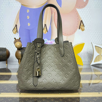 商品名称：ルイヴィトン LOUISVUITTON 057-M25890 2025年新作 オール イン ワン PM バゲットバッグ ショルダーバッグ グレインカウハイドレザー