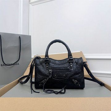 商品細詳を見る:バレンシアガ BALENCIAGA 99-BA085332KBK 2025年新作 LE CITY ナノ トートバッグ ハンドバッグ ショルダーバッグ レディース