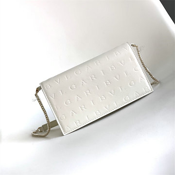 商品細詳を見る:ブルガリ BVLGARI 99-BV240385BS 2025年新作 ミニポーチ ショルダーバッグ チェーンウォレット レディース