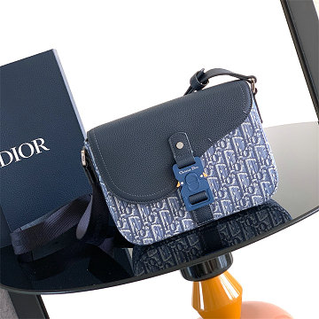 商品名称：クリスチャンディオール CHRISTIAN DIOR 99-CD1049BQL 2025年新作 サドル ポーチ ミニバッグ ショルダーバッグ オブリーク ジャカード