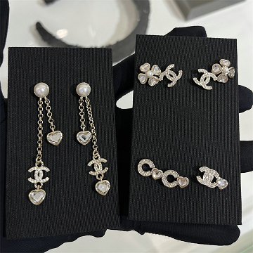商品名称：シャネル CHANEL 99-EHCH25087 2025年新作 ピアス イヤリング アクセサリー ジュエリー