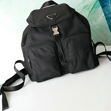 商品細詳を見る:プラダ PRADA 99-PD1BZ070BBK 2025年新作 バックパック レディース リュックサック リュック ナイロン