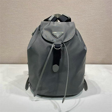 商品細詳を見る:プラダ PRADA 99-PD1BZ0197HL 2025年新作 バックパック レディース リュックサック リュック ナイロン