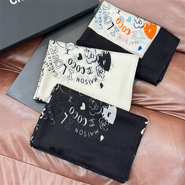 商品細詳を見る:シャネル CHANEL AN-WJCH25002 2025年新作 マフラー ショール