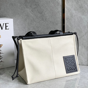 商品名称：ロエベ LOEWE 99-LE6129DBBK 2025新作 クッション トートバッグ ハンドバッグ 肩掛け ショルダーバッグ キャンバス カーフレザー