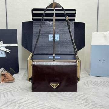 商品名称：プラダ PRADA 99-PD1BD082GJH 2025年新作 メッセンジャーバッグ ショルダーバッグ レザー