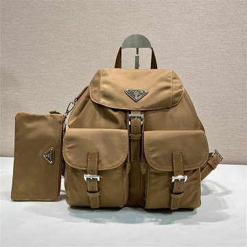 プラダ PRADA 99-PD1BZ811XS 2025年新作 ポーチ付 ミディアム Re-Nylon バックパック リュックサック 男女兼用