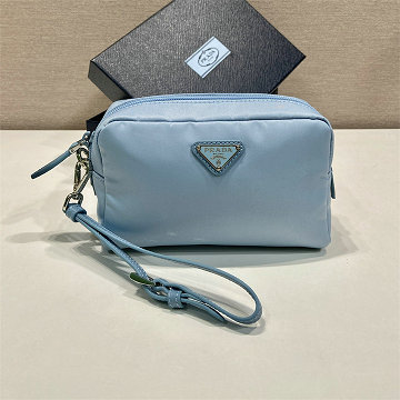 商品細詳を見る:プラダ PRADA 99-PD1NS021QL 2025年新作 スモールバッグ ストラップ付き クラッチバッグ 手持ちかばん ポーチ Re-Nylon