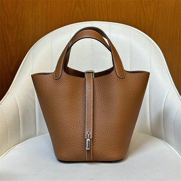 商品名称：エルメス HERMES 063-HPT18TCQYJZ 2025新作 ピコタン18 PM ハンドバッグ トートバッグ TCレザー