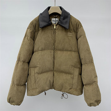 商品細詳を見る:ミュウミュウ MIUMIU WTMM25015 2025年新作 ベルベット ダウンジャケット ロングスリーブ ジップジャケット フード付き アウターコート