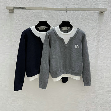 商品名称：ミュウミュウ MIUMIU XG-MCMM25003  2025年新作 ロングスリーブ ウールニット セーター クルーネック 長袖 レディース