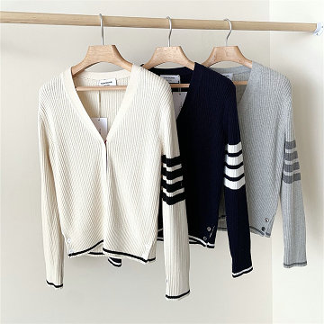 トム ブラウン Thom Browne XG-MKTB25006 2025年新作 カーディガン ロングスリーブ ウールニット セーター Vネック 長袖 レディース