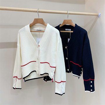 トム ブラウン Thom Browne XG-MKTB25007 2025年新作 カーディガン ロングスリーブ ウールニット セーター Vネック 長袖 レディース