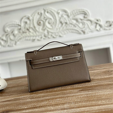 商品細詳を見る:エルメス HERMES 063-HKL22SZQYDH 2025年新作 ケリー 22 ポシェット トップハンドルバッグ トートバッグ ショルダーバッグ レディース エプソン