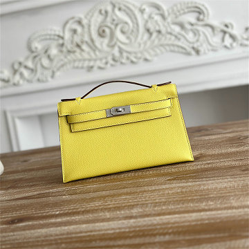 商品細詳を見る:エルメス HERMES 063-HKL22SZQYNY  2025年新作 ケリー 22 ポシェット トップハンドルバッグ トートバッグ ショルダーバッグ レディース エプソン