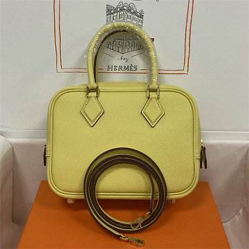 商品細詳を見る:エルメス HERMES 063-HPL20SZJYL 2025年新作 plume トートバッグ ハンドバッグ スクエアバッグ レディース エプソン