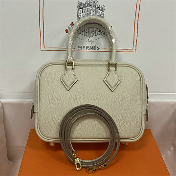 商品細詳を見る:エルメス HERMES 063-HPL20SZJNB 2025年新作 plume トートバッグ ハンドバッグ スクエアバッグ レディース エプソン