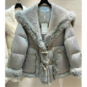 商品細詳を見る:マックスマーラ MaxMara 2025年新作 ロングスリーブ ダウンジャケット ショートコート レディース