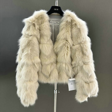 商品名称：クリスチャンディオール CHRISTIAN DIOR 2025年新作 ロングスリーブ ショートコート アウターコート レディース