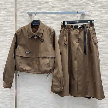 商品名称：プラダ PRADA 2025年新作 上下セット ロングスリーブ トップス ミディ スカート カジュアルウェア