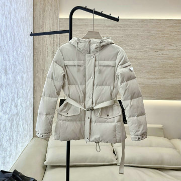 商品名称：プラダ PRADA 2025年新作 ウンジャケット ショートコート パファー コート アウターコート