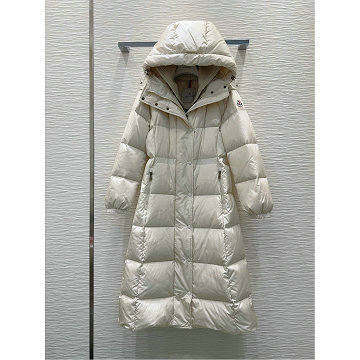 商品名称：モンクレール MONCLER 2025年新作 ロングスリーブ ダウンジャケット フード付き ジップジャケット アウターコート 長袖 レディース