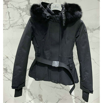 商品名称：モンクレール MONCLER 2025年新作 ロングスリーブ ダウンジャケット フード付き ジップジャケット アウターコート 長袖 レディース