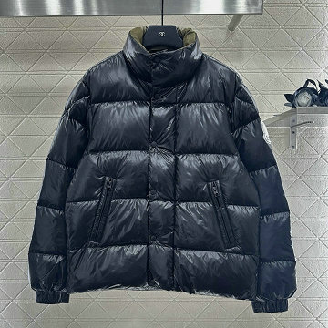 商品細詳を見る:モンクレール MONCLER 2025年新作 ロングスリーブ ダウンジャケット ジップジャケット アウターコート 長袖 レディース