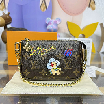 商品細詳を見る:ルイヴィトン LOUISVUITTON M15328　2025年新作 ミニ ポシェット アクセソワール チェーンポーチ コーティッド キャンバス