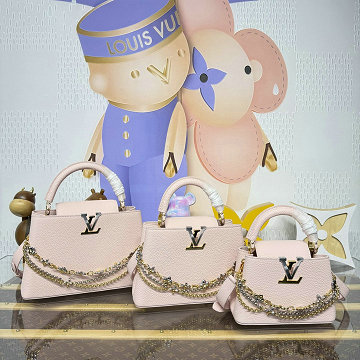 商品細詳を見る:ルイヴィトン LOUISVUITTON M27035　2025年新作 カプシーヌ MM ハンドバッグ ショルダーバッグ レディース トリヨンレザー