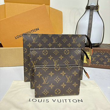 商品名称：ルイヴィトン LOUISVUITTON M47195　2025年新作 トリオ ポッシュ トワレ クラッチポーチ 手持ちかばん モパーソナライズ可能 ノグラムキャンパス