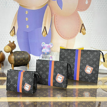 商品細詳を見る:ルイヴィトン LOUISVUITTON P01957　2025年新作 トリオ ポッシュ トワレ クラッチポーチ 手持ちかばん モパーソナライズ可能 モノグラム エクリプス キャンバス